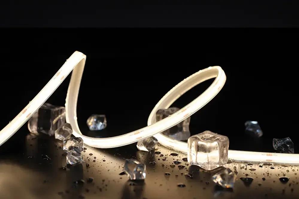 CSP LED Strip UTFS-CSP320-2408-10W IP68