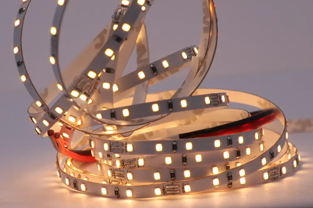 SMD2835 LED Strip UTFS-S2835-12004