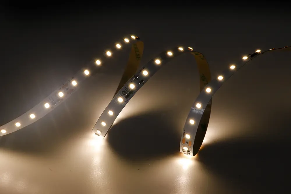 SMD2835 LED Strip UTFS-HE2835-08010