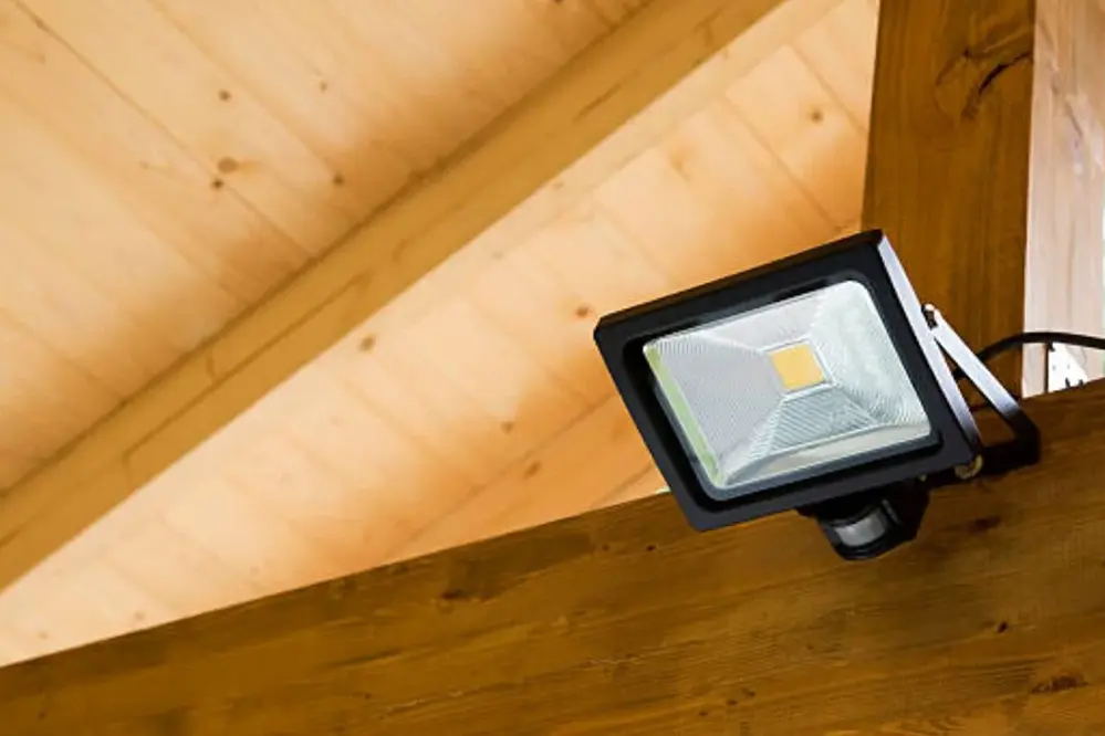 How to Choose LED Flood Lights for Optimal Brightness