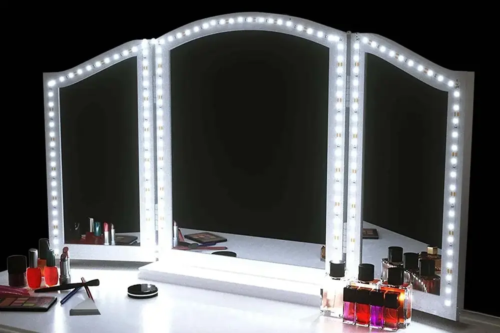 Is LED lighting good for applying makeup