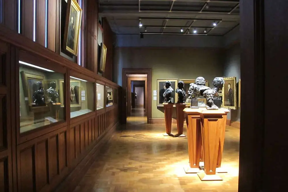 Transforming Art with LED Lighting in Exhibition Spaces and Museums